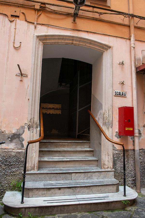 Vivi A Napoli Bed and Breakfast Exteriör bild